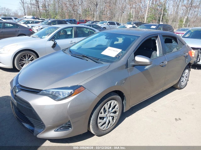 Toyota COROLLA LE 2018 2T1BURHE5JC973321 Image 2