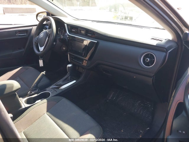 Toyota COROLLA LE 2018 2T1BURHE5JC973321 Image 5