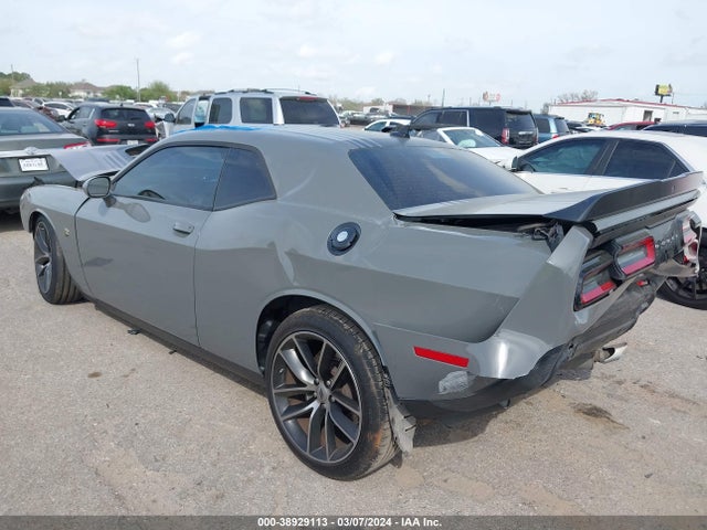 Dodge Challenger 392 Hemi Scat Pack Shaker 2017 2C3CDZFJ0HH605024 Image 3