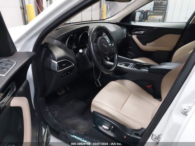 2019 JAGUAR F-PACE SADCS2FX2KA391967 Photo 4