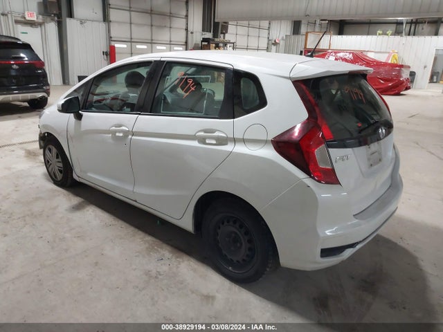 Honda FIT LX 2019 3HGGK5H4XKM713020 Image 3