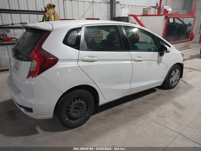 Honda FIT LX 2019 3HGGK5H4XKM713020 Image 4