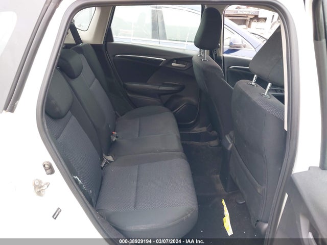 Honda FIT LX 2019 3HGGK5H4XKM713020 Image 8