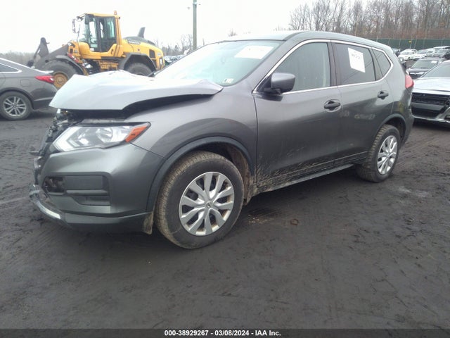 Nissan ROGUE S 2017 JN8AT2MVXHW258195 Image 2