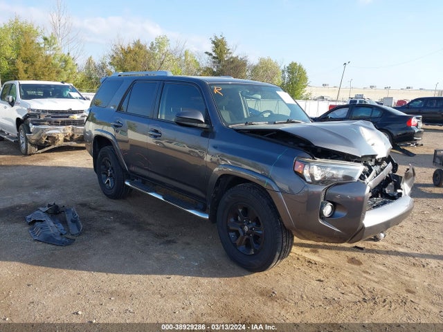 Toyota 4RUNNER SR5 2017 JTEZU5JR9H5154626 Image 1