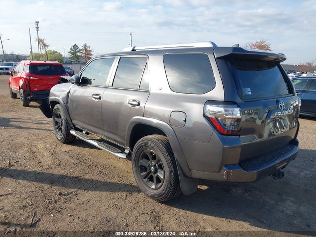 Toyota 4RUNNER SR5 2017 JTEZU5JR9H5154626 Image 3