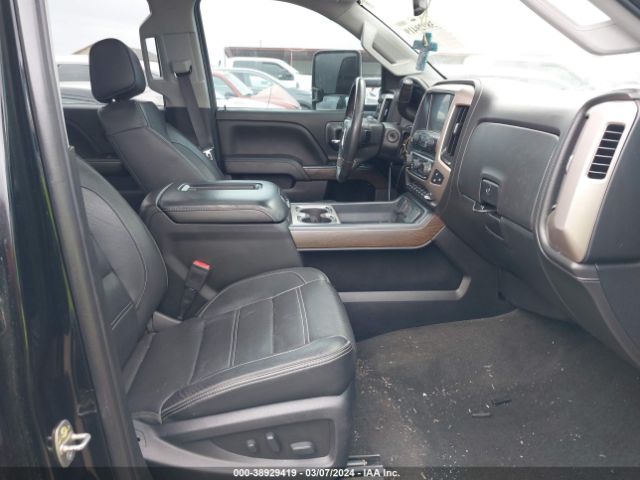 1GT12UEY0HF221479 GMC Sierra 2500hd Denali