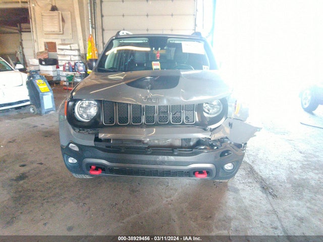 ZACNJBC15LPL68849 Jeep Renegade Trailhawk 4x4