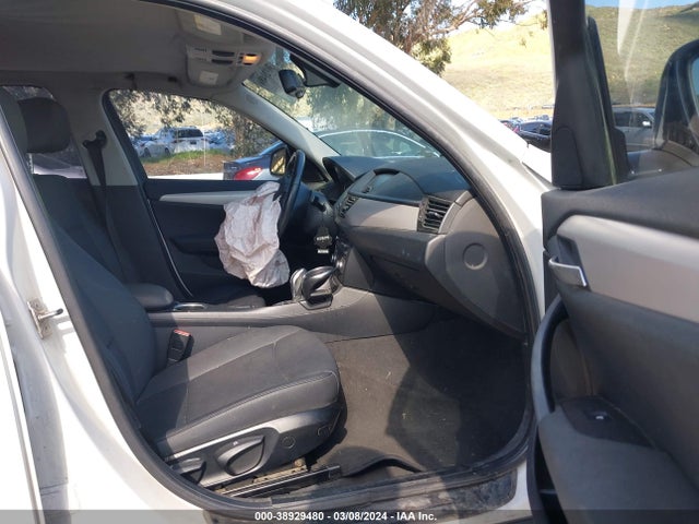 BMW X1 Sdrive28i 2014 WBAVM1C54EVW47631 Image 5