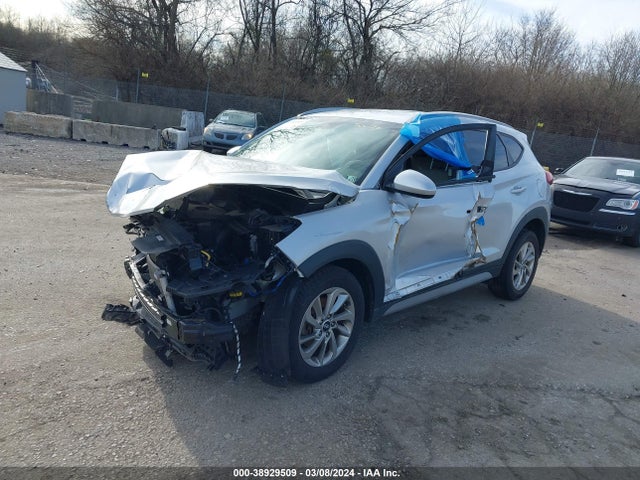 Hyundai TUCSON SEL 2018 KM8J33A45JU706174 Image 2