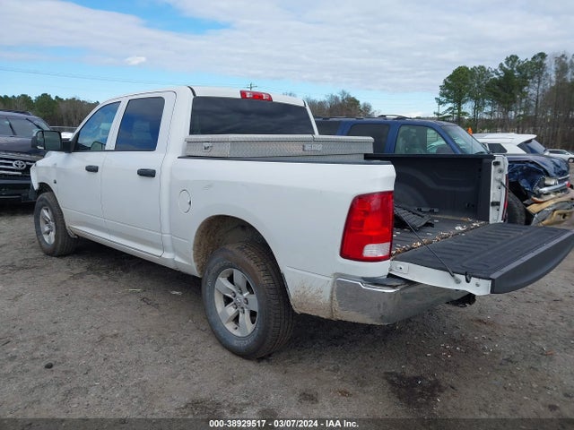 3C6RR7KTXJG230856 RAM 1500 Tradesman  4x4 5'7 Box