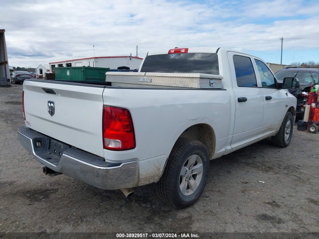 3C6RR7KTXJG230856 RAM 1500 Tradesman  4x4 5'7 Box