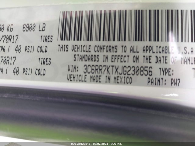 3C6RR7KTXJG230856 RAM 1500 Tradesman  4x4 5'7 Box
