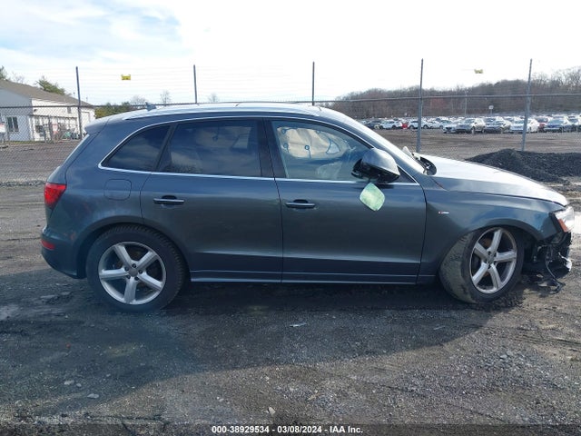 Audi Q5 2.0t Premium 2017 WA1M2AFPXHA061801 Image 13
