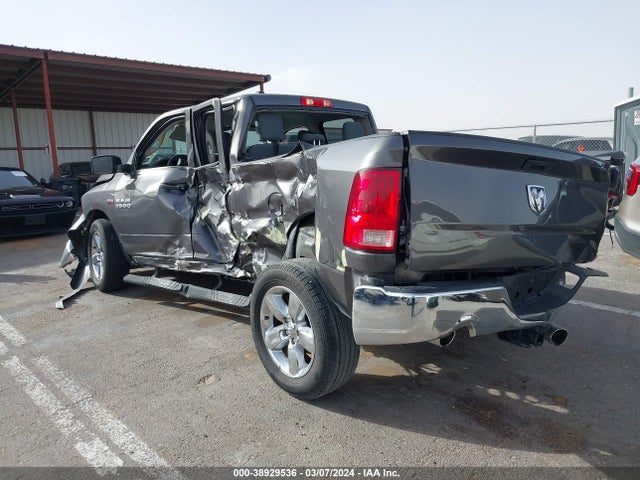 RAM 1500 Classic Tradesman Quad Cab 4x2 6'4 Box 2019 1C6RR6FT4KS728405 Image 3