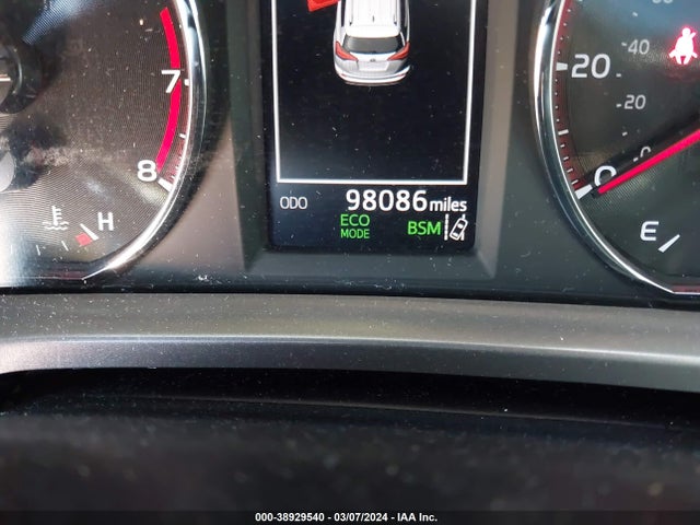 Toyota RAV4 SE 2018 JTMNFREV3JJ172919 Image 15