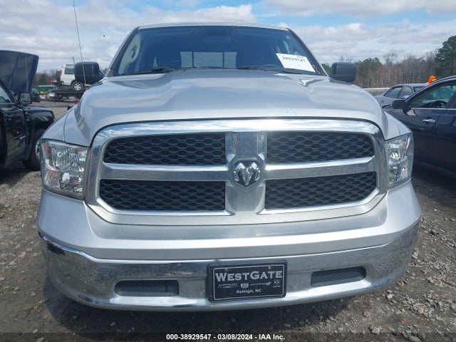1C6RR7GG1JS319459 RAM 1500 Slt Quad Cab 4x4 6'4 Box
