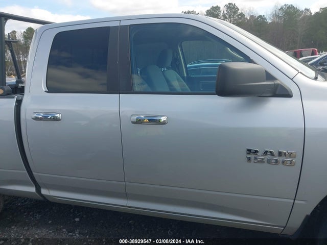 1C6RR7GG1JS319459 RAM 1500 Slt Quad Cab 4x4 6'4 Box