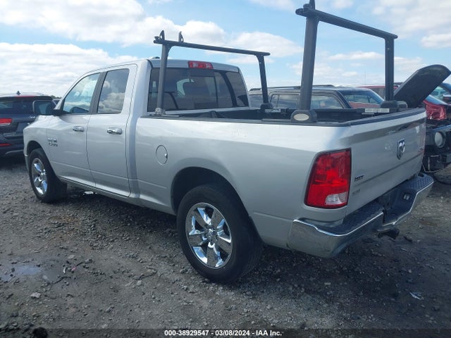 1C6RR7GG1JS319459 RAM 1500 Slt Quad Cab 4x4 6'4 Box