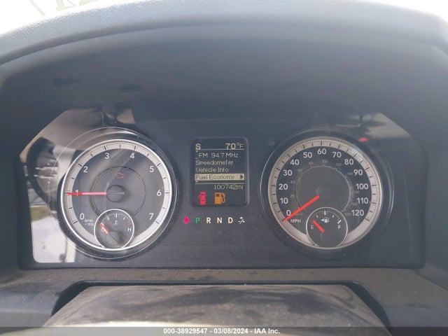 1C6RR7GG1JS319459 RAM 1500 Slt Quad Cab 4x4 6'4 Box