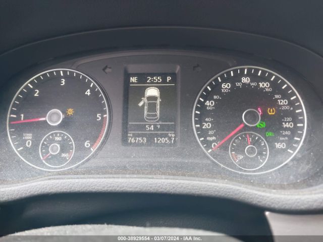 1VWBV7A35FC042633 Volkswagen Passat 2.0l Tdi Se