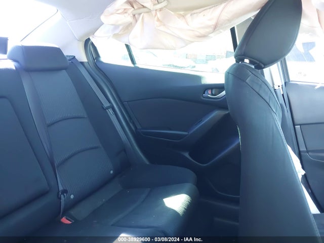 Mazda Mazda3 I Touring 2015 JM1BM1V73F1248304 Image 8