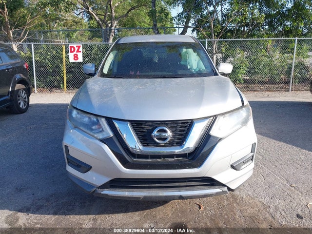 Nissan ROGUE S 2017 KNMAT2MT0HP500092 Image 12