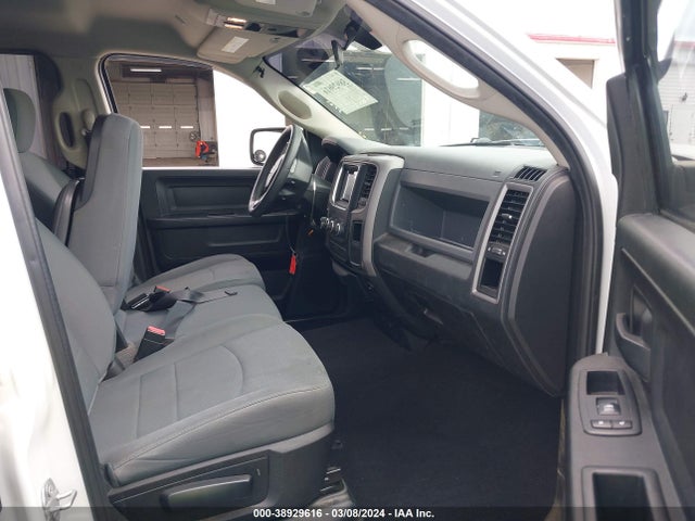 RAM 1500 Express Quad Cab 4x4 6'4 Box 2018 1C6RR7FT1JS351181 Image 5