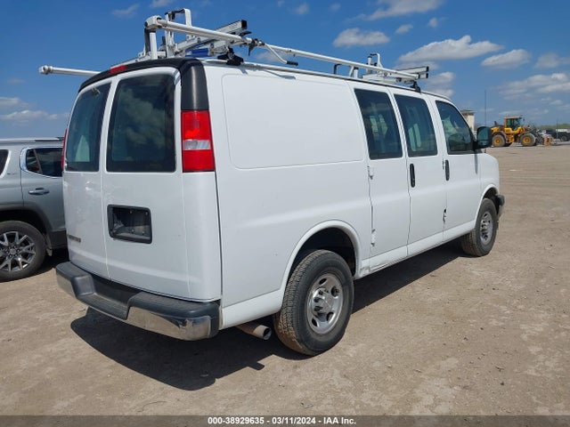 Chevrolet Express 2500 Work Van 2019 1GCWGAFP7K1284515 Image 4