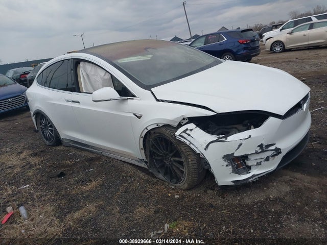 2019 TESLA MODEL X 5YJXCBE48KF180359 Photo 0