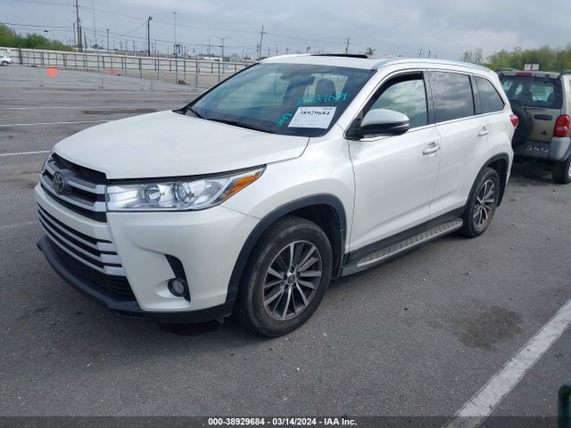 Toyota Highlander Xle 2019 5TDKZRFH0KS552579 Image 2