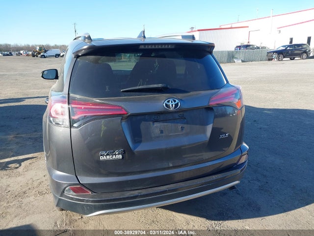 Toyota Rav4 Xle 2016 JTMWFREV1GJ089986 Image 16