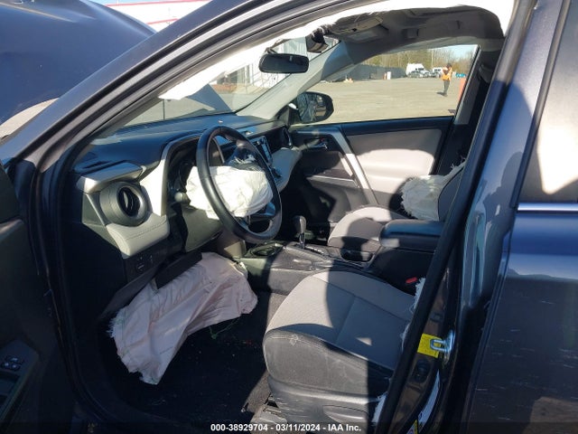 Toyota Rav4 Xle 2016 JTMWFREV1GJ089986 Image 5