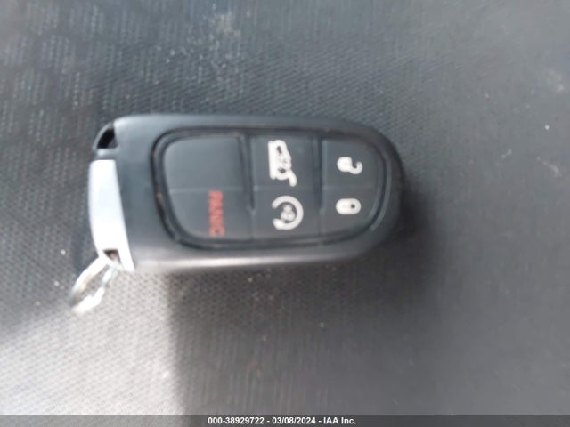 Jeep Cherokee Latitude Plus Fwd 2019 1C4PJLLB2KD419781 Image 11
