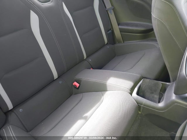 Chevrolet Camaro 1lt 2017 1G1FB1RX8H0186613 Image 8