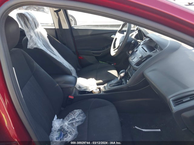 Ford FOCUS SE 2017 1FADP3F27HL293600 Image 5