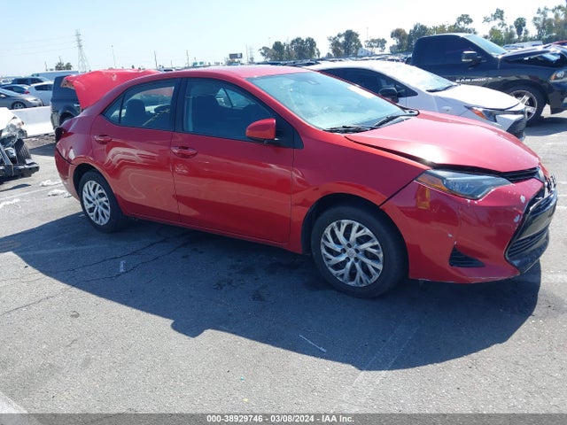 Toyota COROLLA LE 2018 5YFBURHE8JP755678 Image 13
