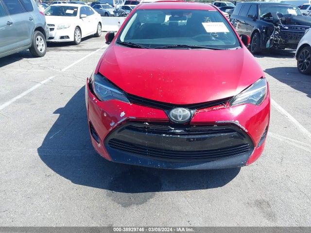 Toyota COROLLA LE 2018 5YFBURHE8JP755678 Image 17