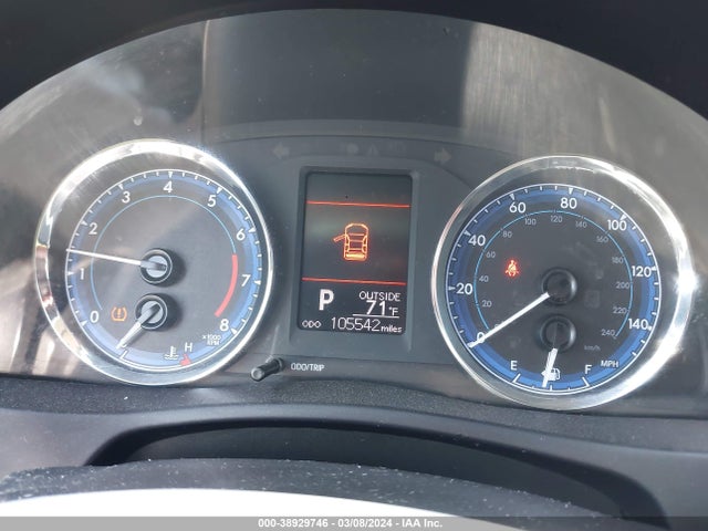 Toyota COROLLA LE 2018 5YFBURHE8JP755678 Image 7