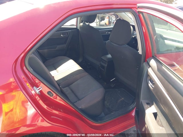 Toyota COROLLA LE 2018 5YFBURHE8JP755678 Image 8
