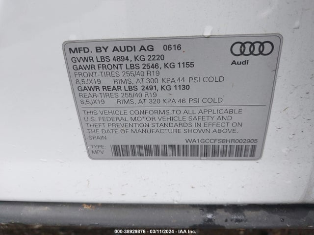 WA1GCCFS8HR002905 Audi Q3 2.0t Premium