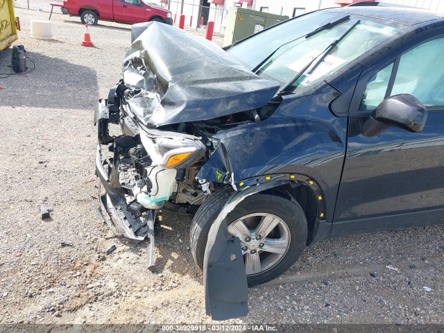 Chevrolet Trax Awd Lt 2022 KL7CJPSM9NB517129 Image 19