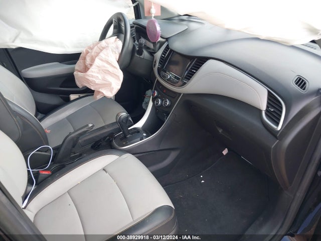 Chevrolet Trax Awd Lt 2022 KL7CJPSM9NB517129 Image 5