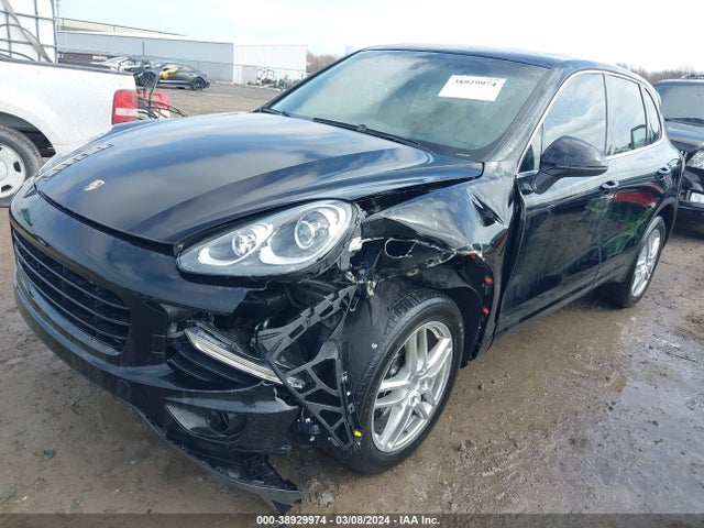 2016 PORSCHE CAYENNE WP1AA2A29GLA10224 Photo 1