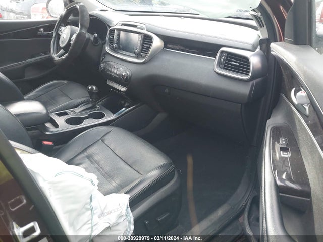 5XYPHDA55GG124410 KIA Sorento 3.3l Ex