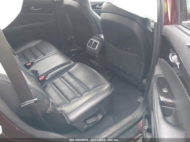 5XYPHDA55GG124410 KIA Sorento 3.3l Ex