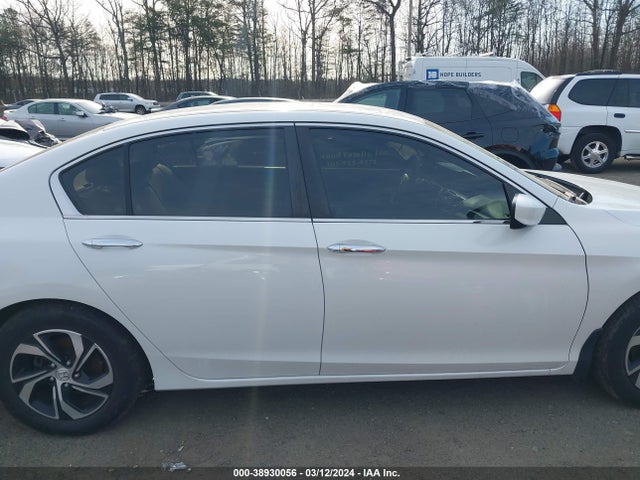 Honda ACCORD LX 2017 1HGCR2F38HA217707 Image 13