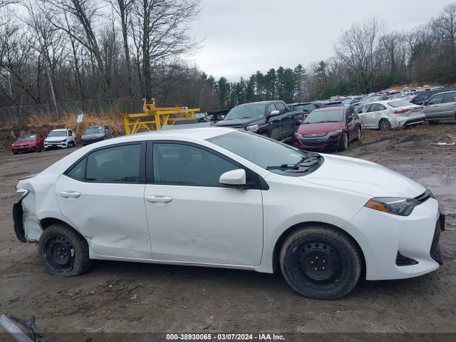 Toyota COROLLA LE 2019 5YFBURHE1KP871855 Image 13