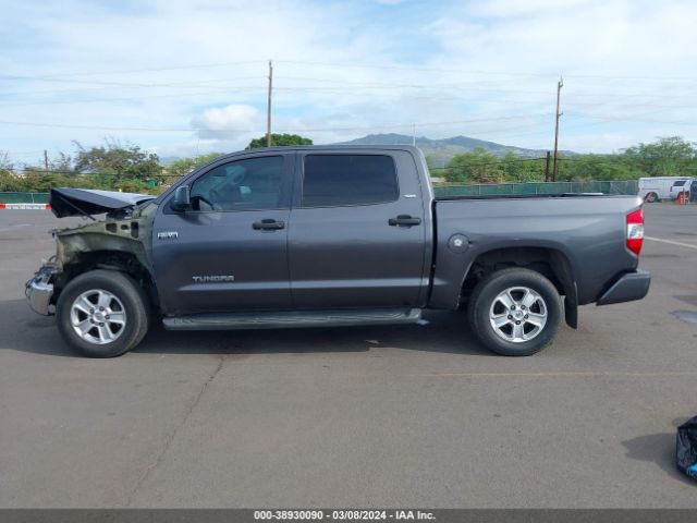 5TFEY5F15HX217560 Toyota Tundra Sr5 5.7l V8
