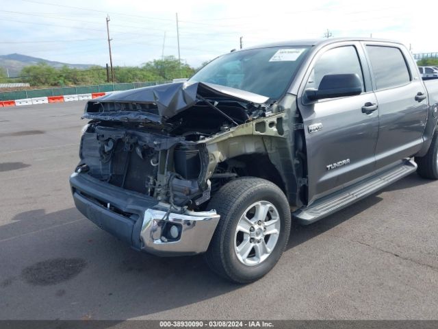 5TFEY5F15HX217560 Toyota Tundra Sr5 5.7l V8